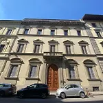 Cavour 83 * Firenze