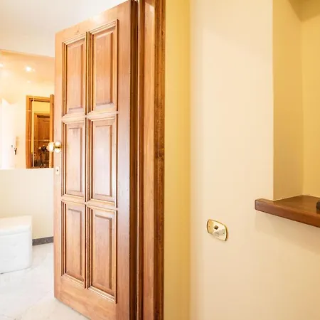 Apartment Cavour 83 Florence